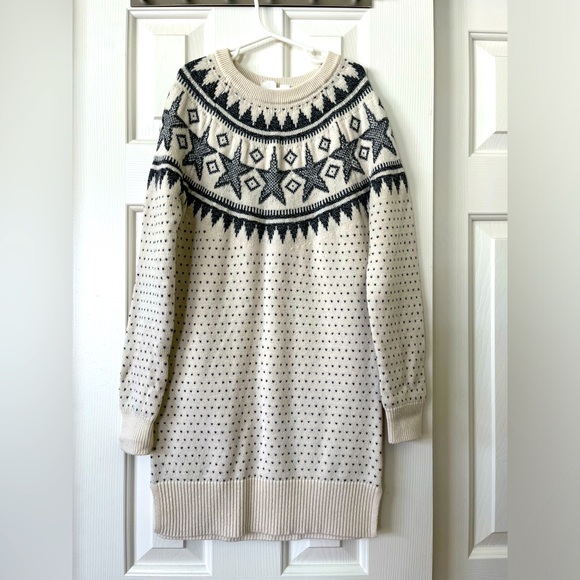 GAP Other - Gap XL sweater dress with grey design